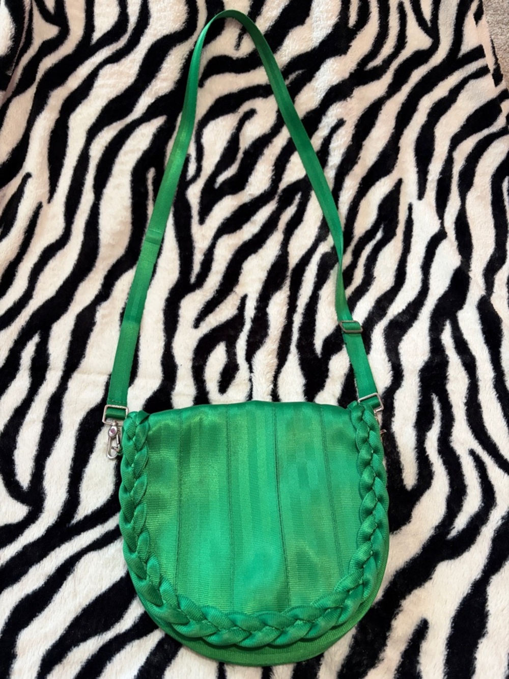 Harvey's Green Braided Crossbody Shoulder Bag - Contemporary Women's Bag